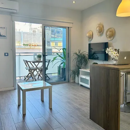 5 Minuti Dalla Moderno Loft Con Terrazzo