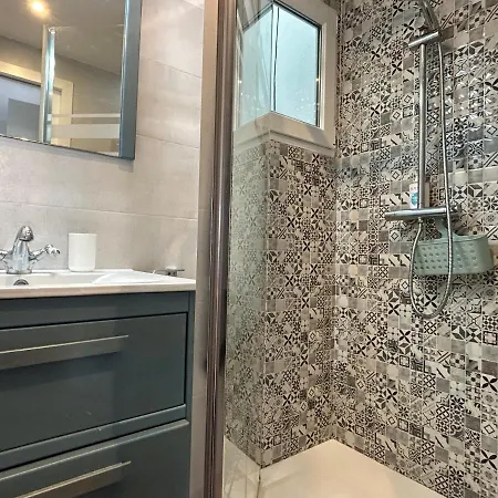 Apartment 5 Minuti Dalla Moderno Loft Con Terrazzo